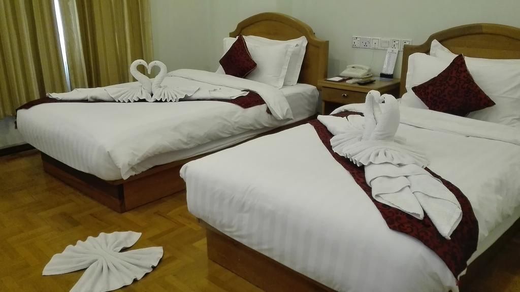Hotel Dingar Mandalay Bagian luar foto