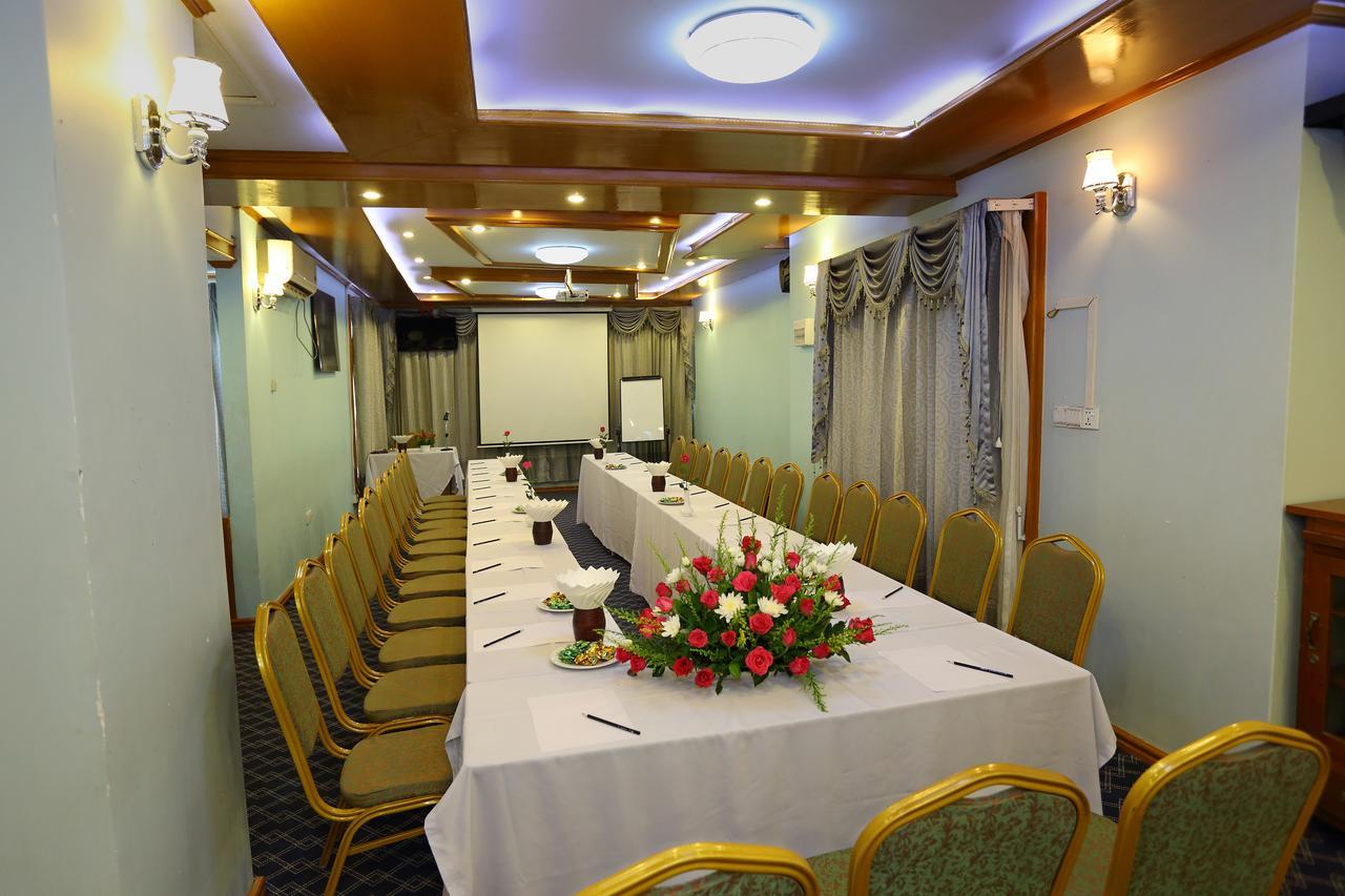 Hotel Dingar Mandalay Bagian luar foto